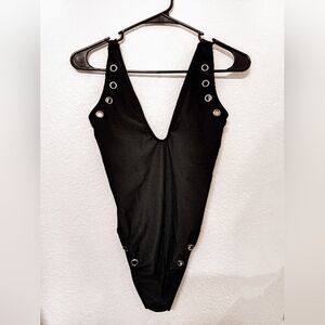 D.CER Women's Black One piece Grommet Swimsuit in Size Small